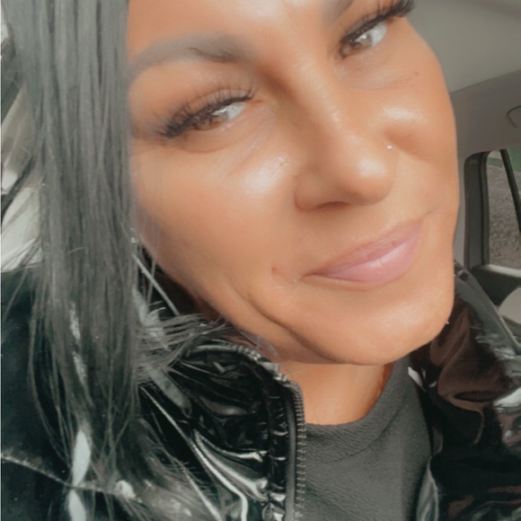 Meet your Posher, Michele - Picture 6 of 6